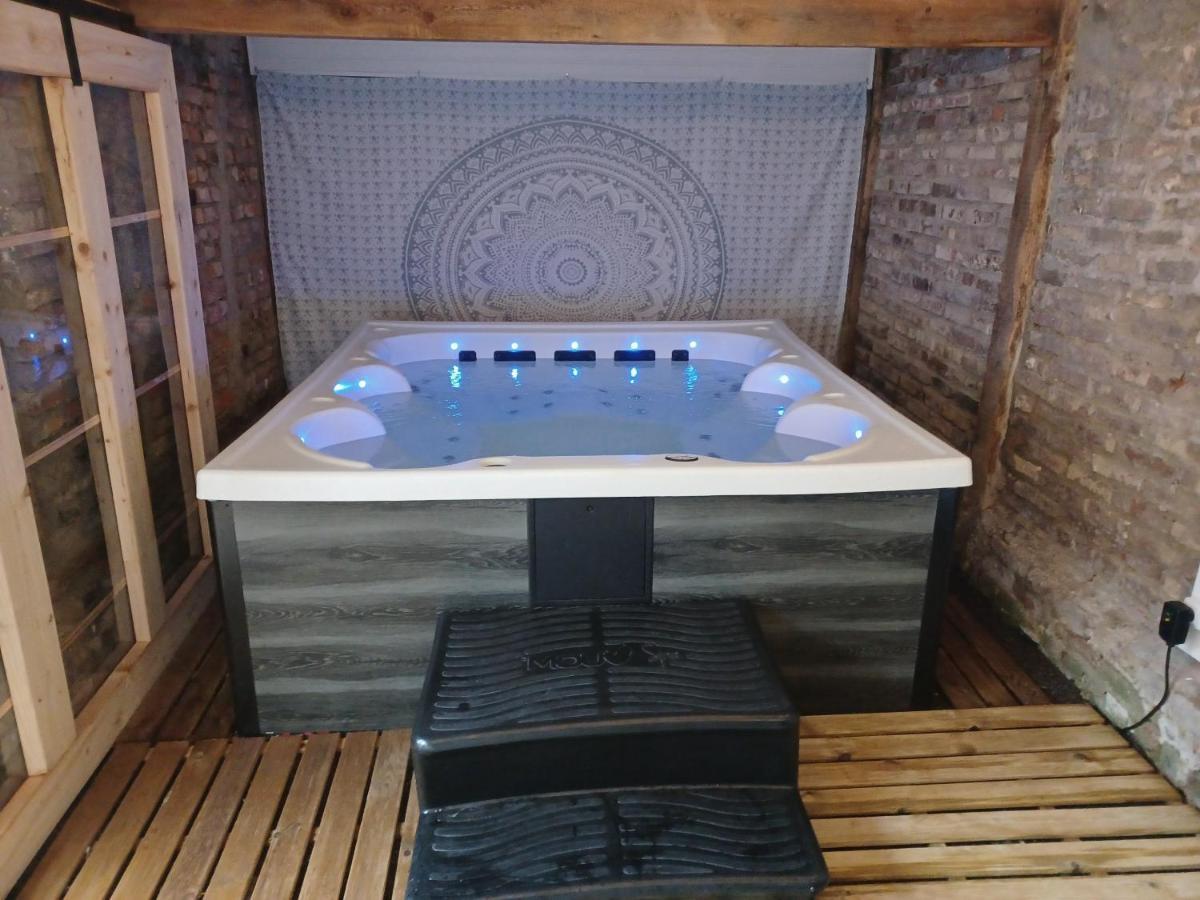 Le Refuge De Normandie Avec Spa Et Cheminee Mesnieres-en-Bray Kültér fotó